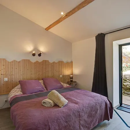 En Pierre Du 18ème Siècle Avec Vue Sur Vallée, Jacuzzi Et Terrasses - Fr-1-496-335 *